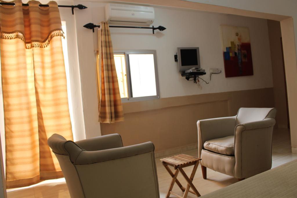 Pelican Residence Fajara Room photo